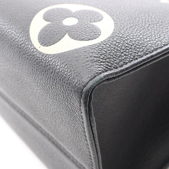 Louis Vuitton On the Go MM Two-Tone Tote Bag in Monogram Empreinte Grained Le... - Picture 7 of 12